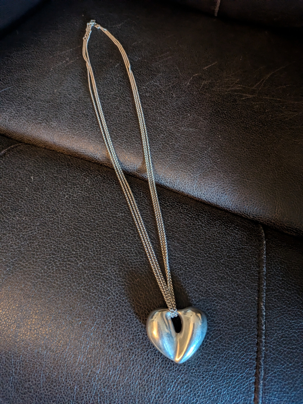 Vintage sterling silver multi-strand puffed open heart pendant necklace
